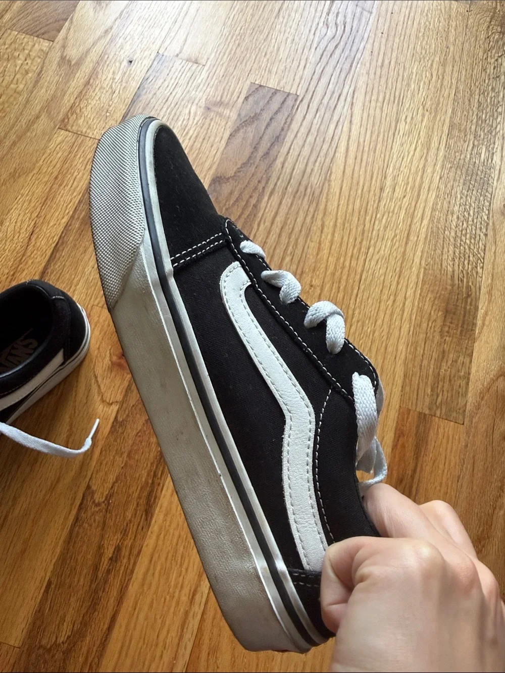 Vans Black & White Old Skool Sneakers Shoe